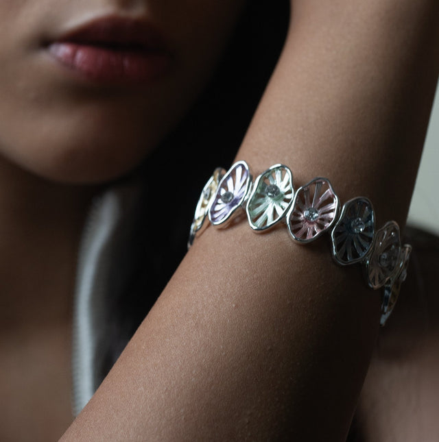 Lustrous Luxe Bracelet - Glamia